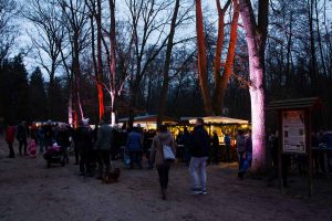 Weihnachtsmarkt unter Eichen, Frohnsdorf