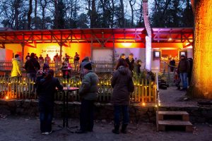 Weihnachtsmarkt unter Eichen, Frohnsdorf