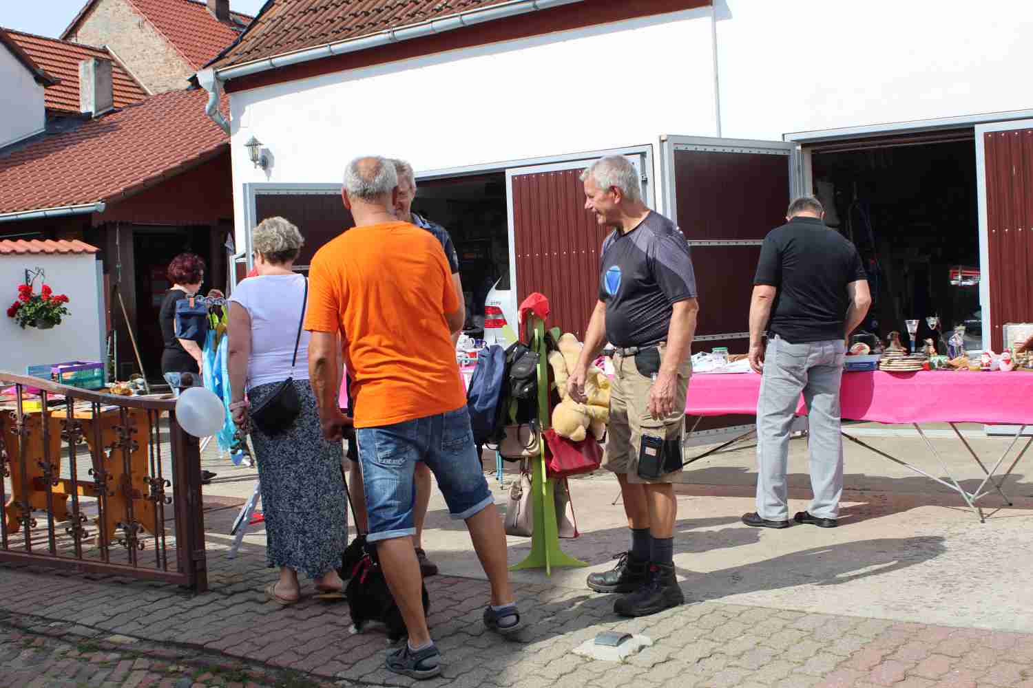 reetz,wiesenburg flöhmarkt,trödelmarkt,dorftrödel