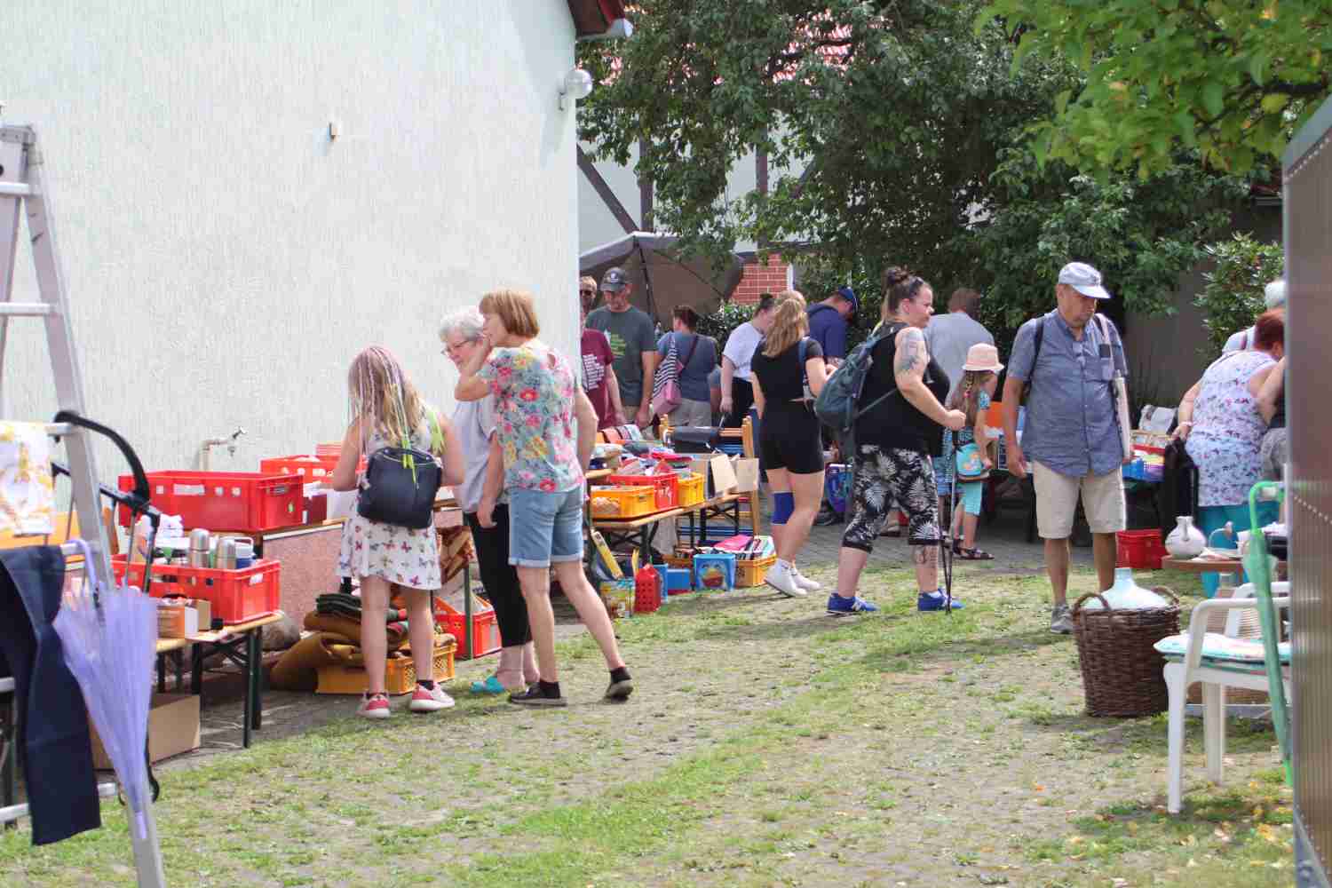 reetz,wiesenburg flöhmarkt,trödelmarkt,dorftrödel