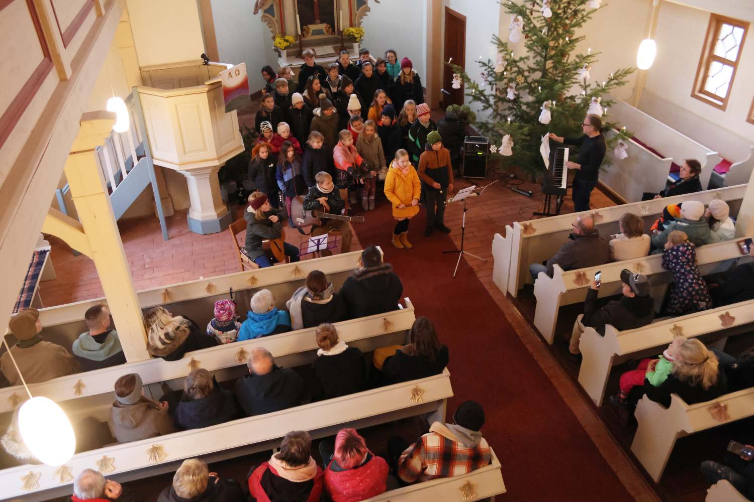 dippmannsdorf,grundschule dippmannsdorf, kirche dippmansdorf