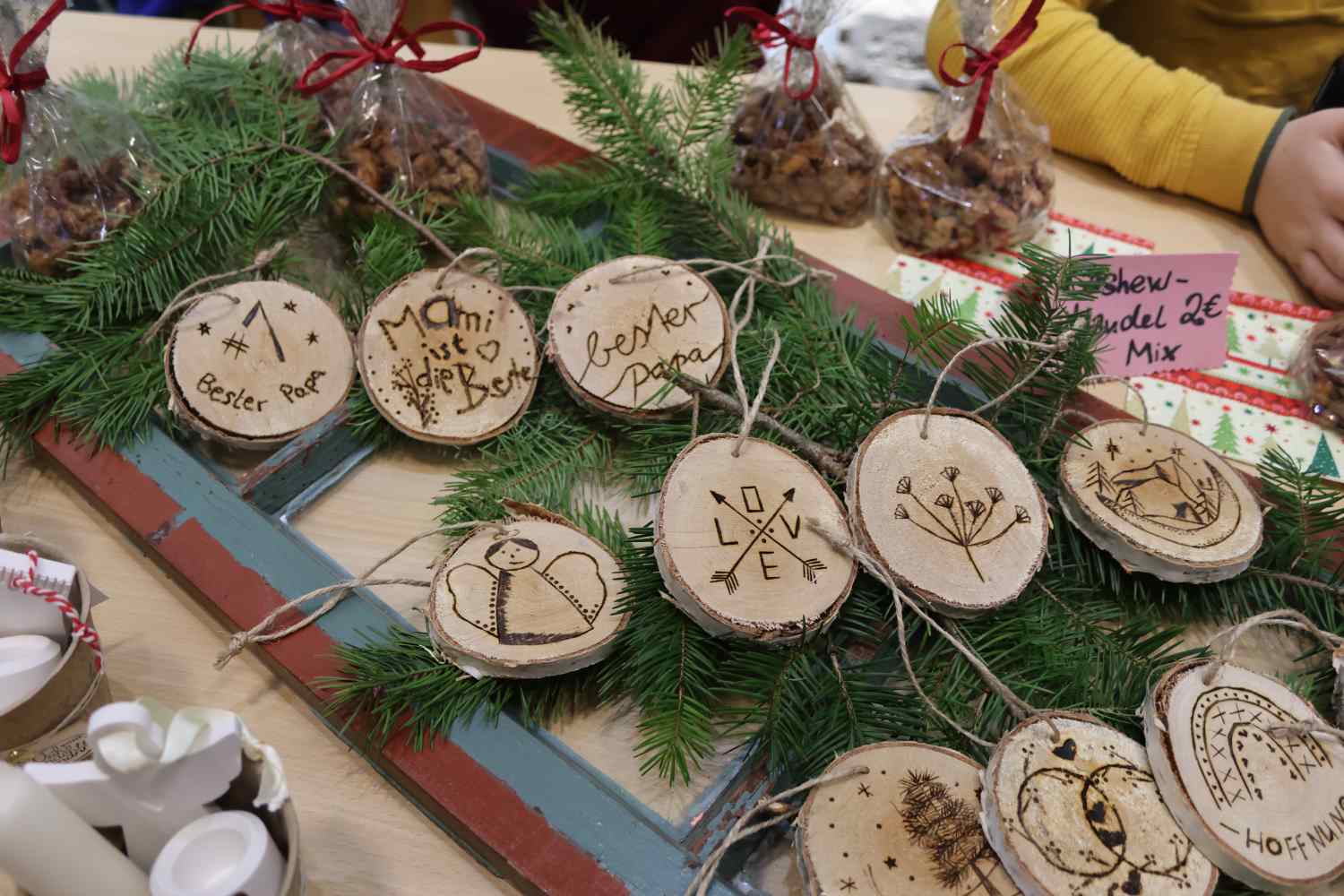 adventsmarkt,wiesenburg,grundschule am schloßpark,familienzentrum wiesenburg,feuerwehrorchester görzke,kunsthalle wiesenburg,kinderchor bunter Mund bad belzig