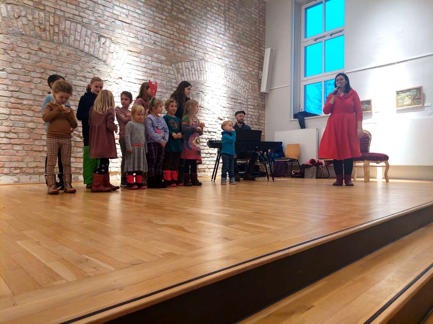 adventsmarkt,wiesenburg,grundschule am schloßpark,familienzentrum wiesenburg,feuerwehrorchester görzke,kunsthalle wiesenburg,kinderchor bunter Mund bad belzig