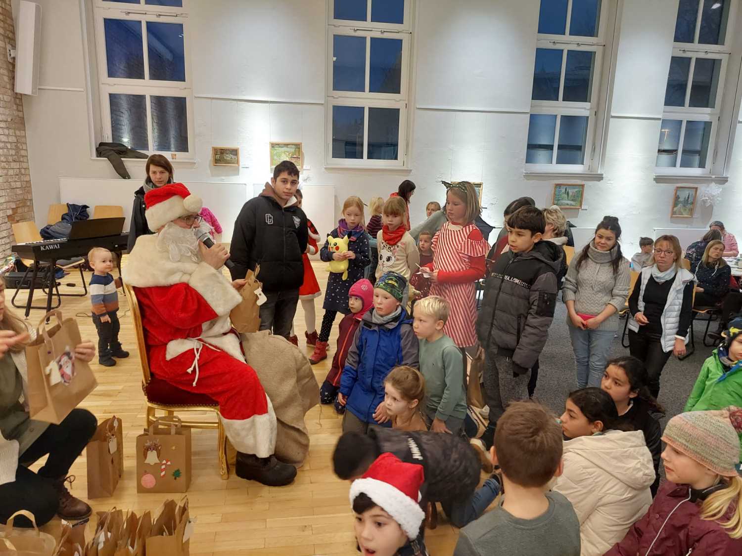 adventsmarkt,wiesenburg,grundschule am schloßpark,familienzentrum wiesenburg,feuerwehrorchester görzke,kunsthalle wiesenburg,kinderchor bunter Mund bad belzig