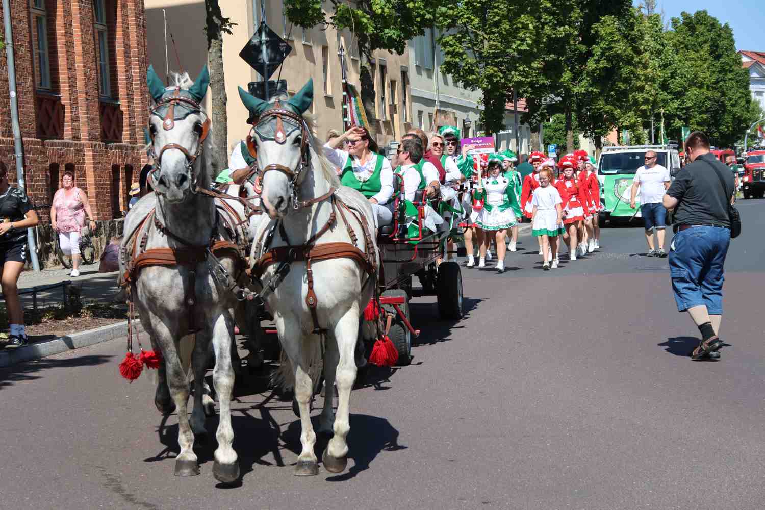 altstadtsommer, bad belzig, umzug
