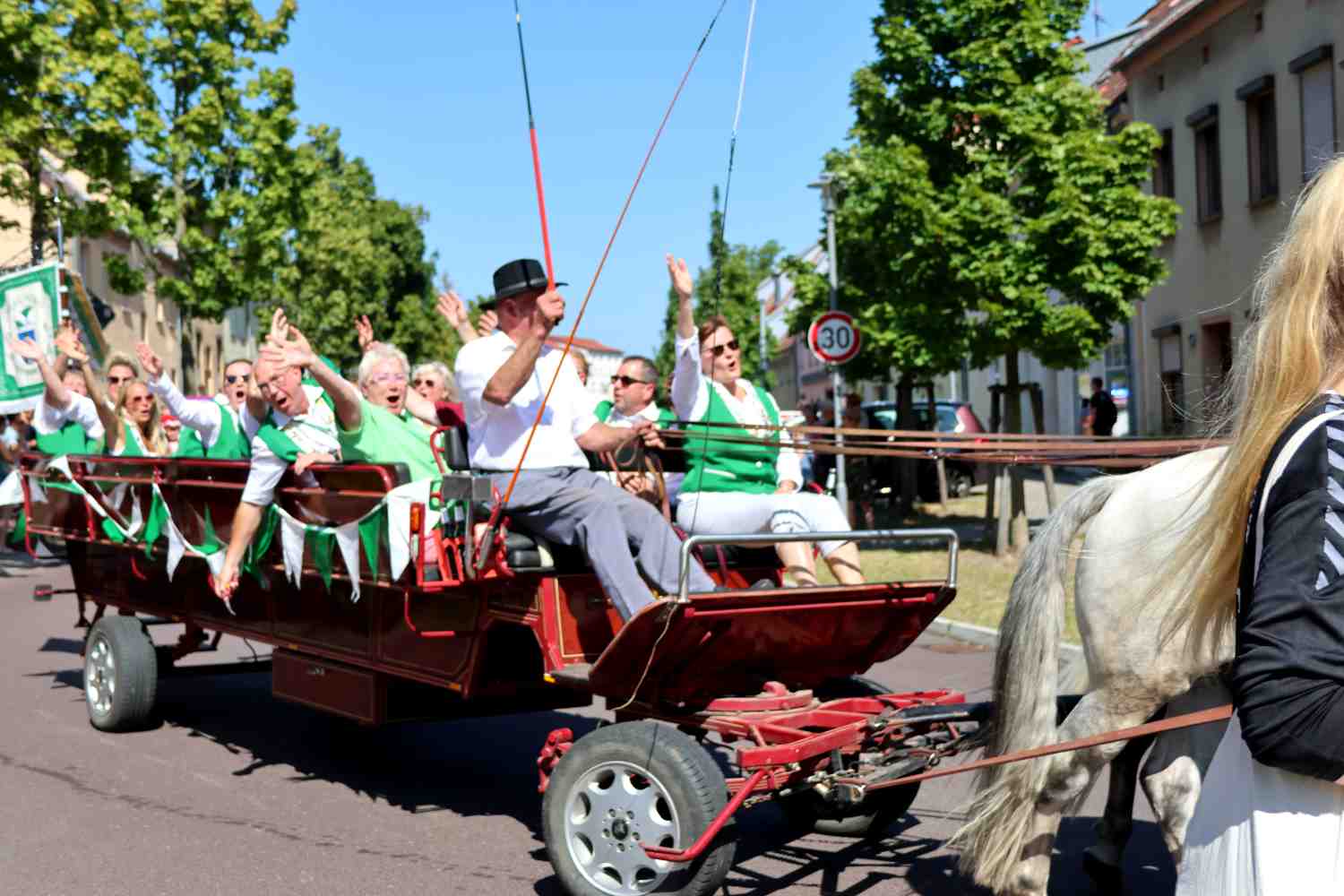 altstadtsommer, bad belzig, umzug