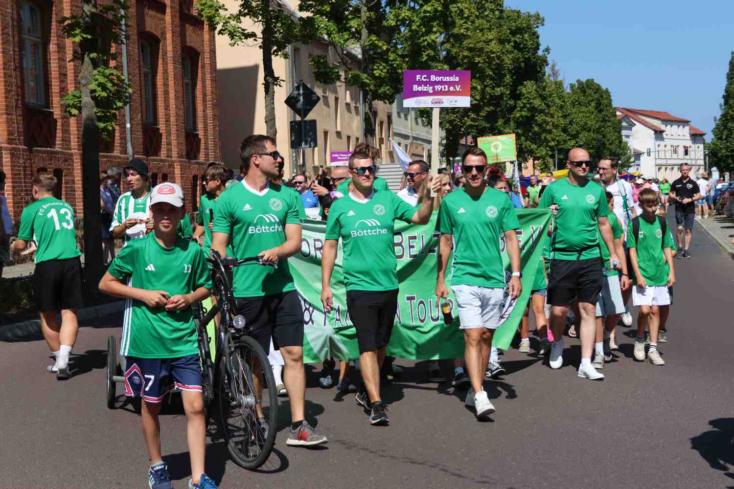 altstadtsommer, bad belzig, umzug