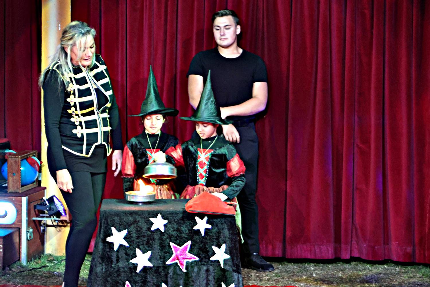 grundschule am schlosspark,wiesenburg,projektcircus andré sperlich,zirkus