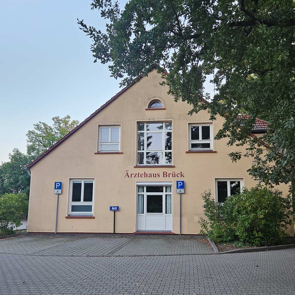 Ärztehaus, Brück
