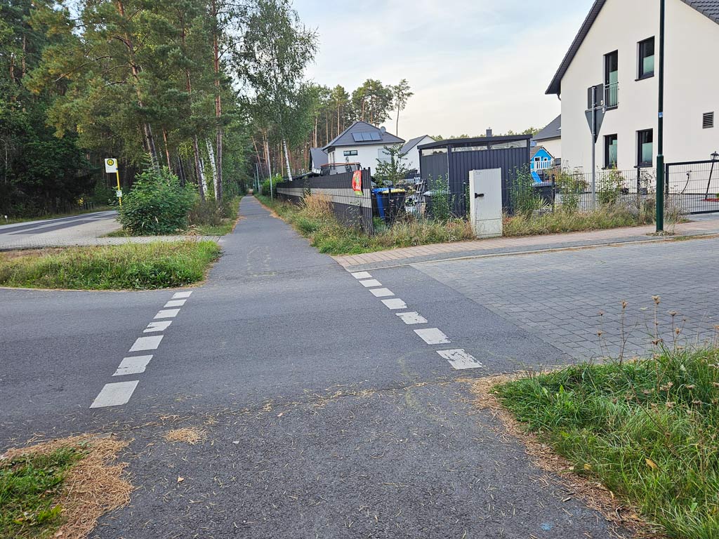 Borkwalde, gefährliche Kreuzung, GV Borkwalde